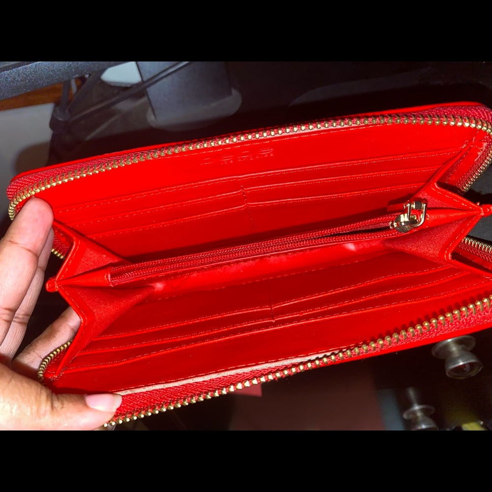 Bebe Wallet - image 2